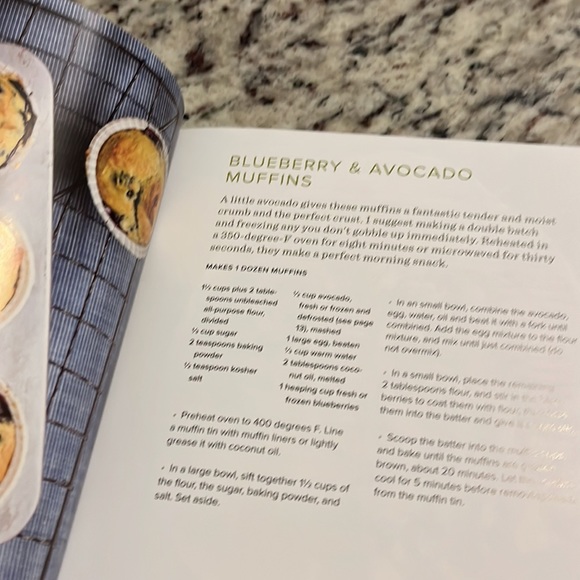 An avocado a day cookbook - Picture 8 of 11